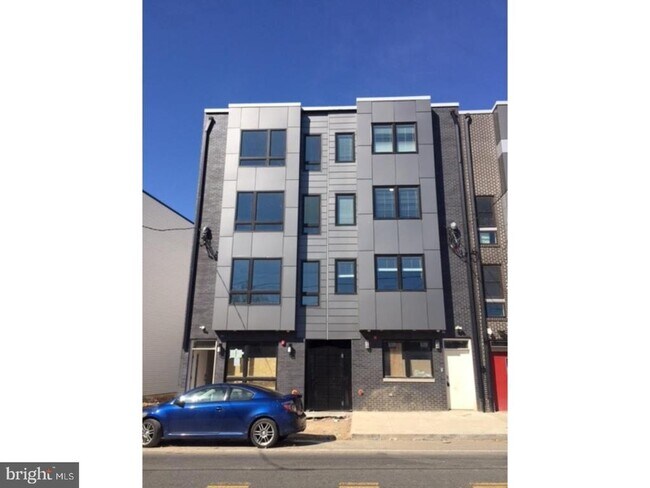 Building Photo - 2564 Frankford Ave