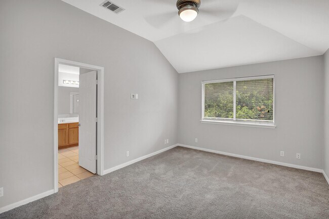 Building Photo - 10718 Claywood Dr