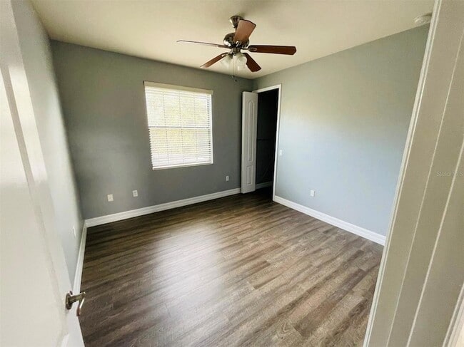 Building Photo - 10802 Willow Ridge Loop