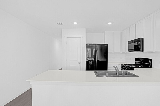 Building Photo - 730 Pawpaw Dr