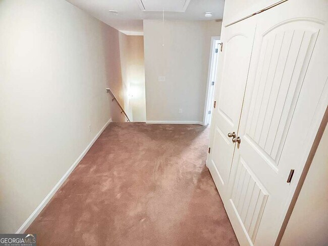 Building Photo - 206 Madison Ave