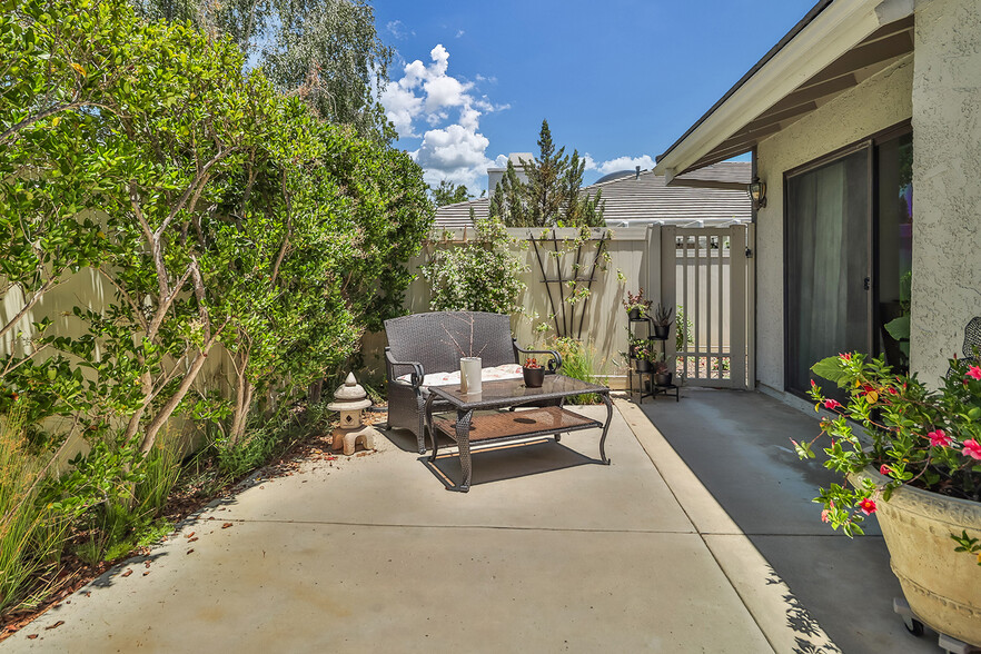 Building Photo - 1243 Clippers Cir