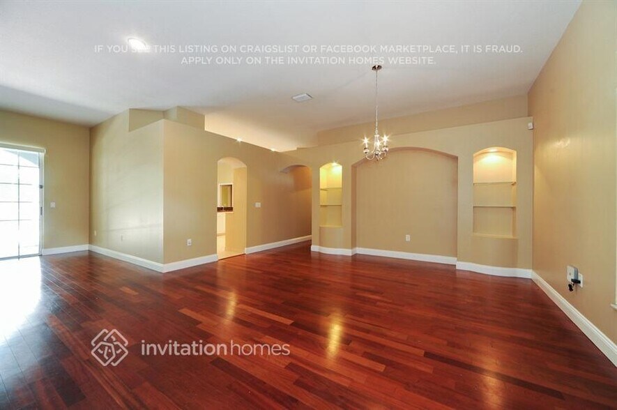 Building Photo - 2219 Misty Ridge Ln