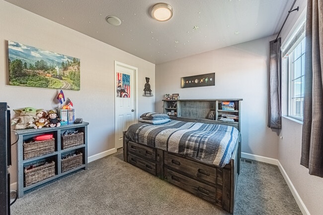 Building Photo - 5481 Cross Creek Drive