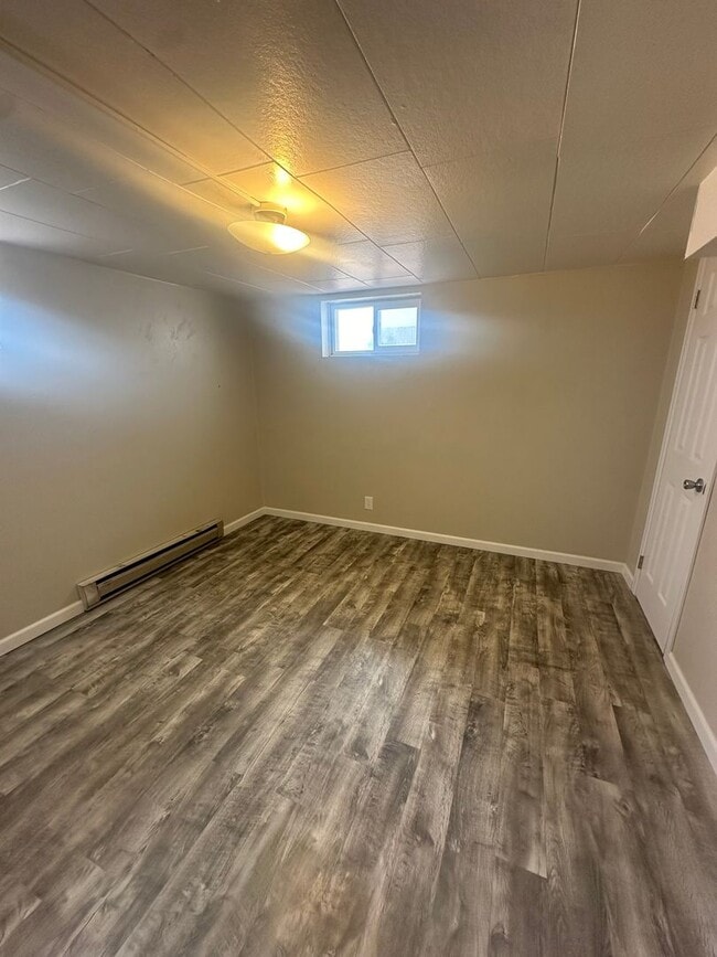 Building Photo - Ready Middle of January! Two bedrooms, one quarter bathroom home, pet friendly, central air!