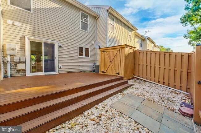 Building Photo - 14844 Edman Cir