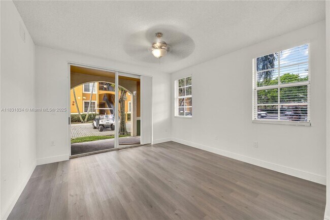Building Photo - 2080 W Preserve Way