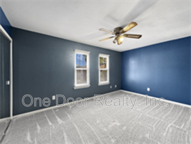 Building Photo - 1079 Old Denbigh Blvd