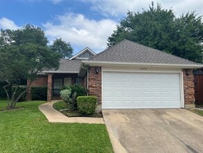 Building Photo - 3028 Matterhorn Dr