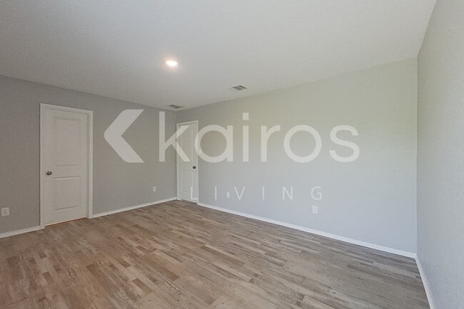 Building Photo - 2939 Ruby Crossing