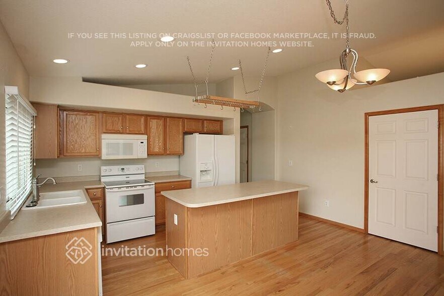 Building Photo - 6243 Westview Cir