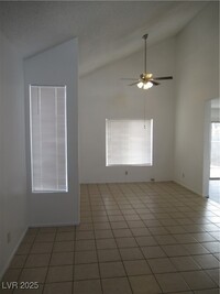 Building Photo - 2622 Sesame Dr
