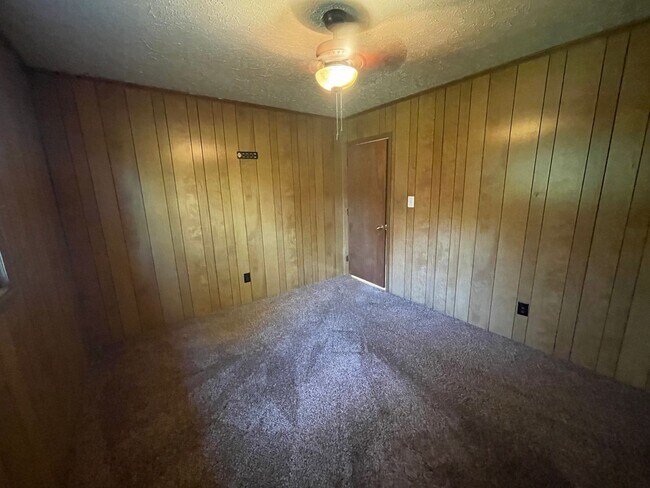 Building Photo - 2 bedroom duplex apartment for rent