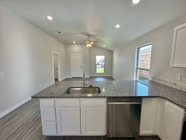 Building Photo - Pre-Leasing July in Frenship ISD
