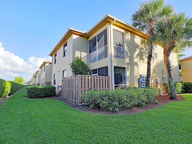 Building Photo - Bellasol 4133-322