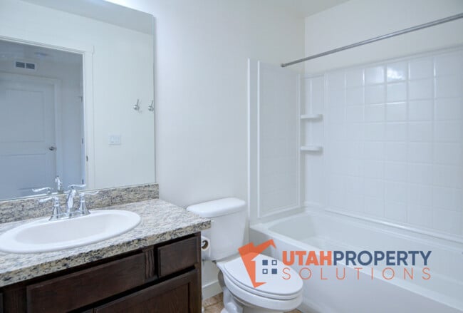 Building Photo - 5670 W Pelican Ridge Ln