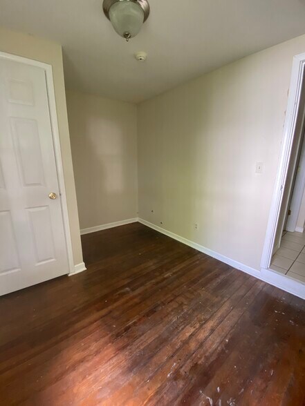 Bedroom 2 - 339 Oldham Ave