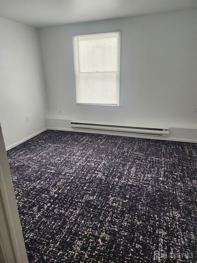 Building Photo - 47 Thorpe Ave