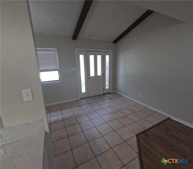 Building Photo - 207 Palmwood Dr
