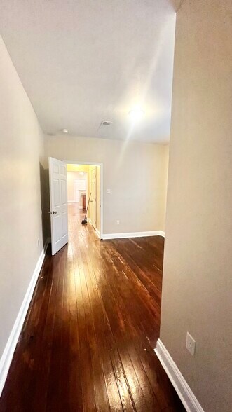 Building Photo - 2483 Verbena St