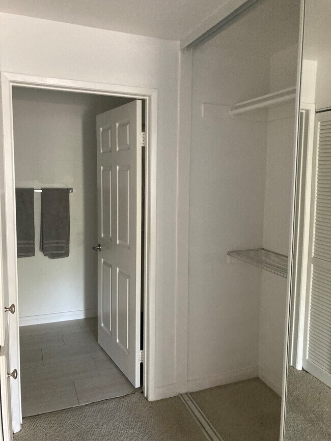 private closet and bath entrance - 5535 Canoga Ave