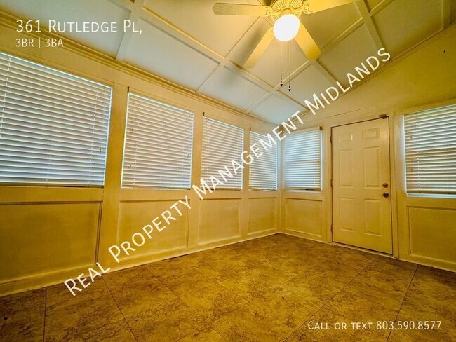 Building Photo - Spacious 3-Bedroom Townhouse with Pond Vie...