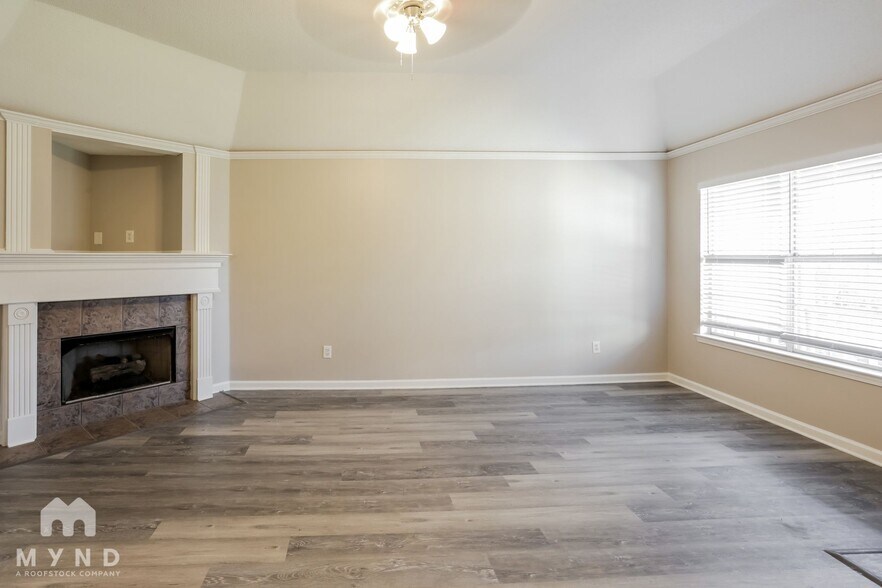 Building Photo - 1142 Cross Valley Cove