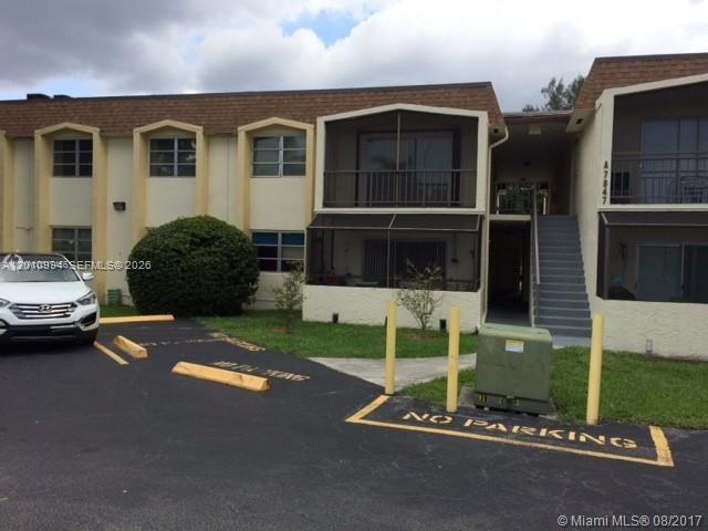 Building Photo - 7847 Miller Dr
