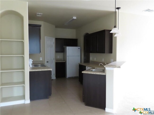 Building Photo - 4307 Cambridge Dr