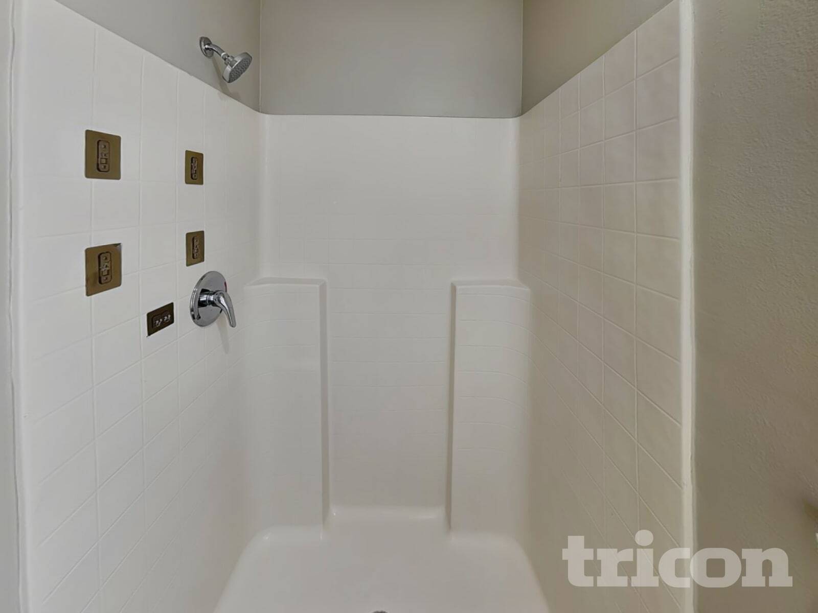 Building Photo - 2280 Kingscrest Cir