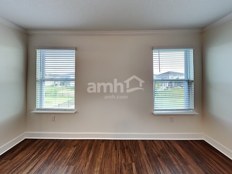 Building Photo - 2128 Saffron Walden Dr
