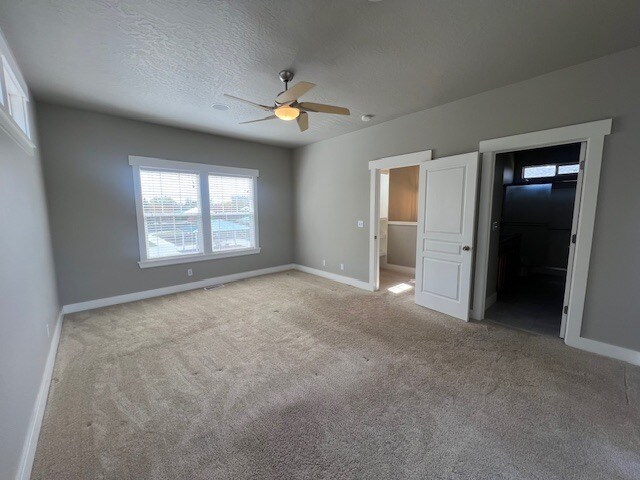 Building Photo - 2 Bed 2 Bath in Boise!