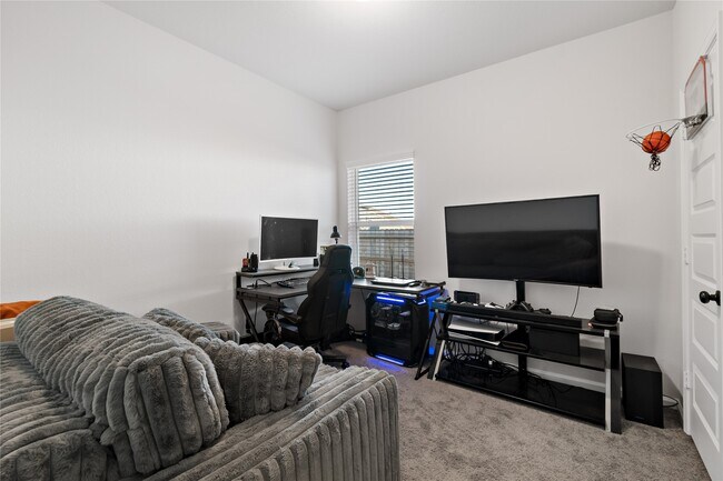 Building Photo - 10918 Amador Peak Dr