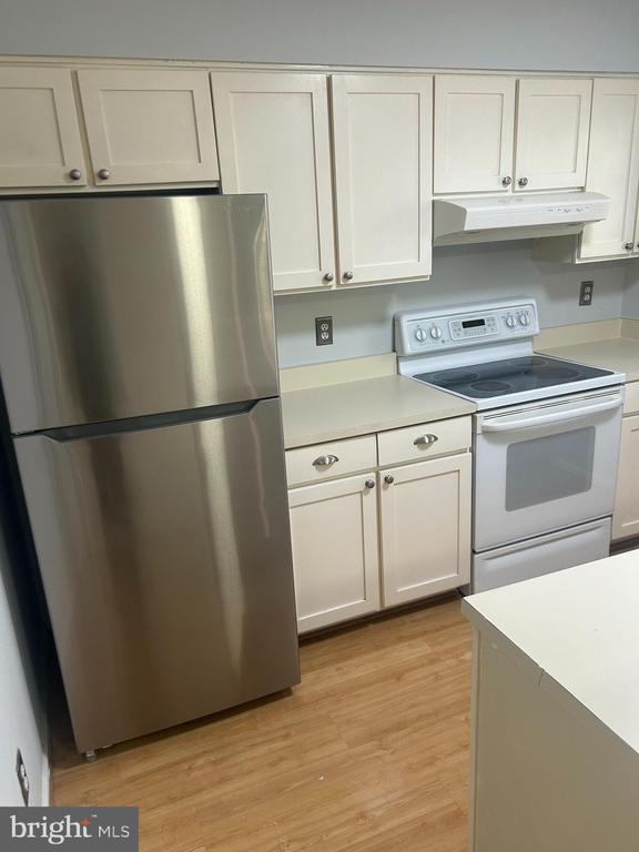 Building Photo - 12926 Grays Pointe Rd