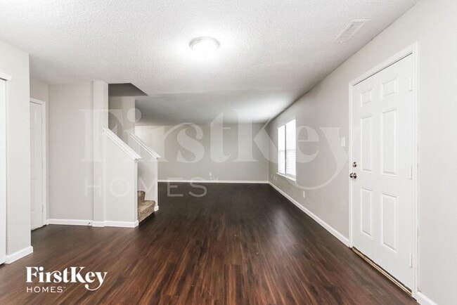 Building Photo - 9140 Wandflower Dr