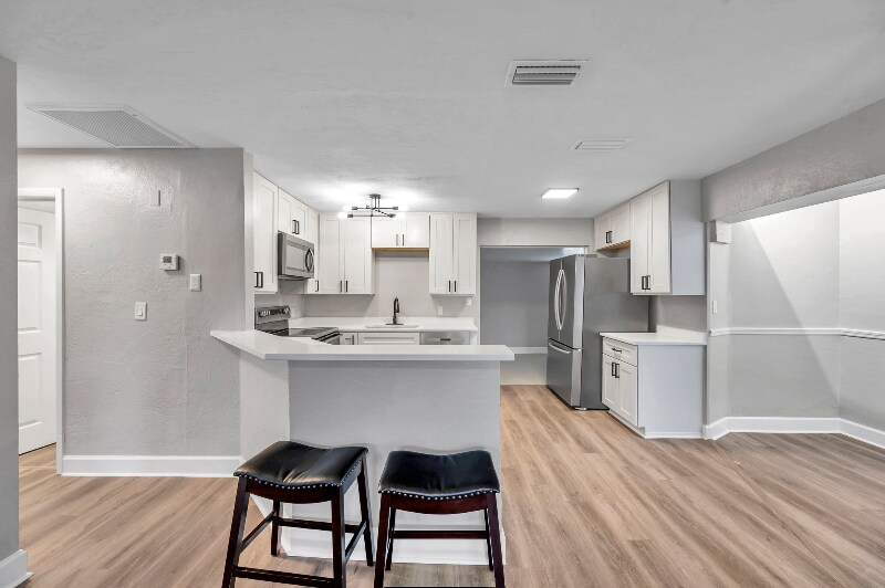 Building Photo - 9850 55th Way N