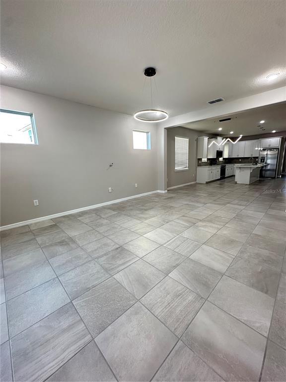 Building Photo - 2516 Annacella Ave