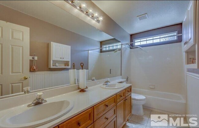 Building Photo - 5435 Spanish Moss Dr