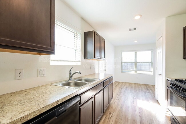 Building Photo - 8707 Wooster Trails Dr