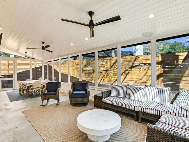 Building Photo - 5209 Fort Mason Dr