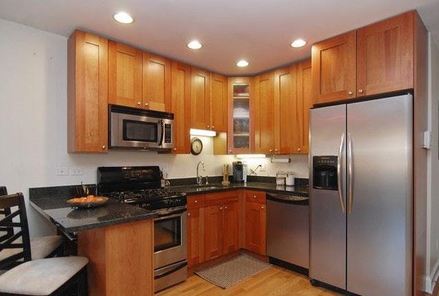 Building Photo - 2036 N Larrabee St