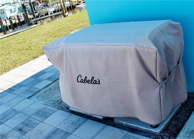 Building Photo - 2744 Sanderling Ct