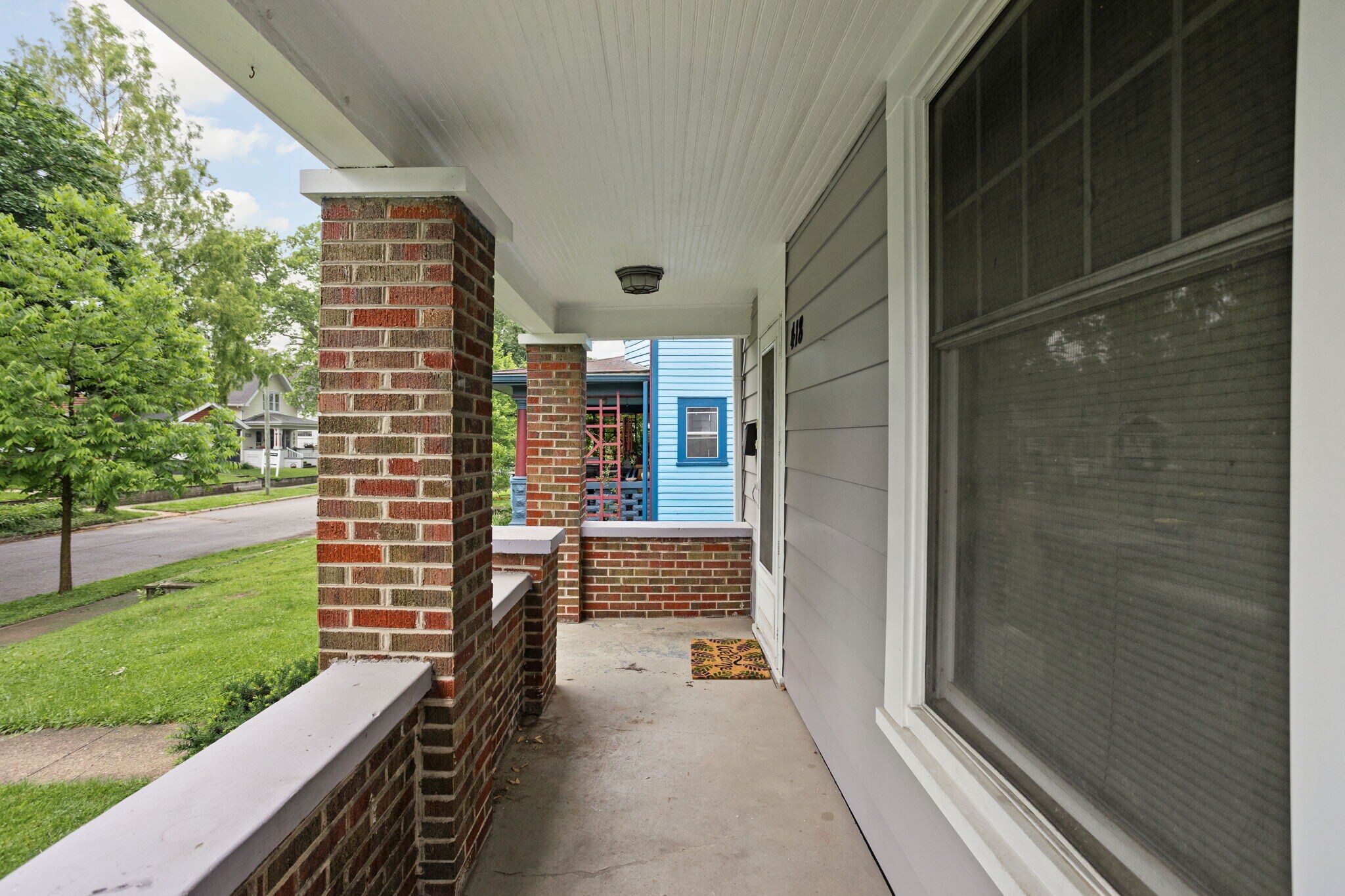 Building Photo - 418 N Drexel Ave