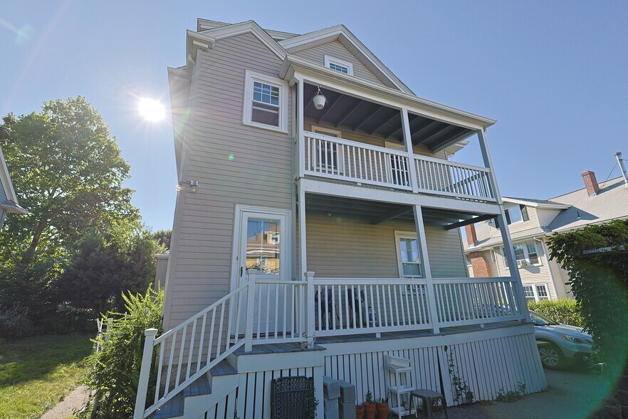 Building Photo - 20 Carver Rd