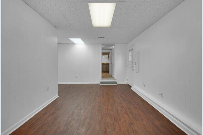 Bonus space/office - 310 21st Street