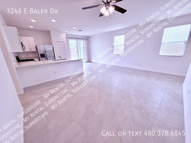 Building Photo - 3246 E Baler Dr