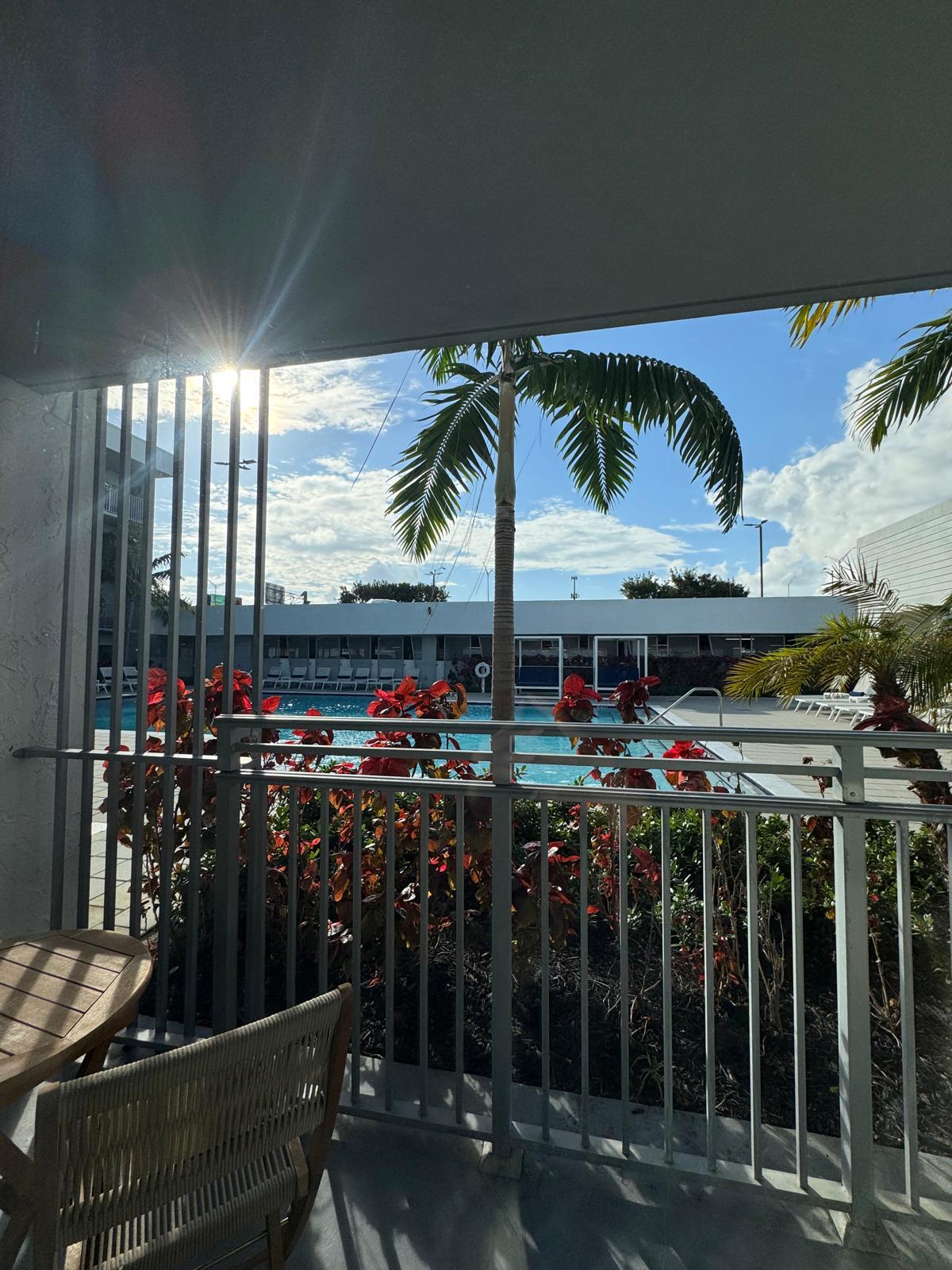 Building Photo - 1161 W 46th St