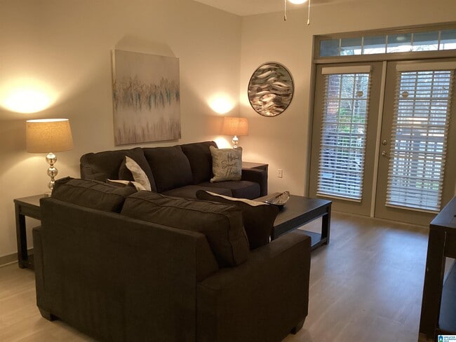 Building Photo - 3118 Reserve Ct