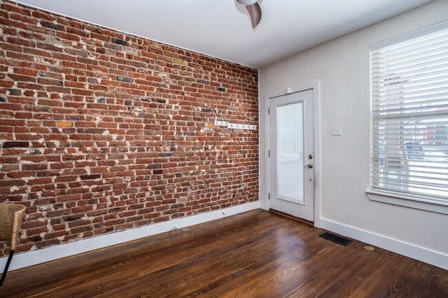 Building Photo - 3326 Quivas St