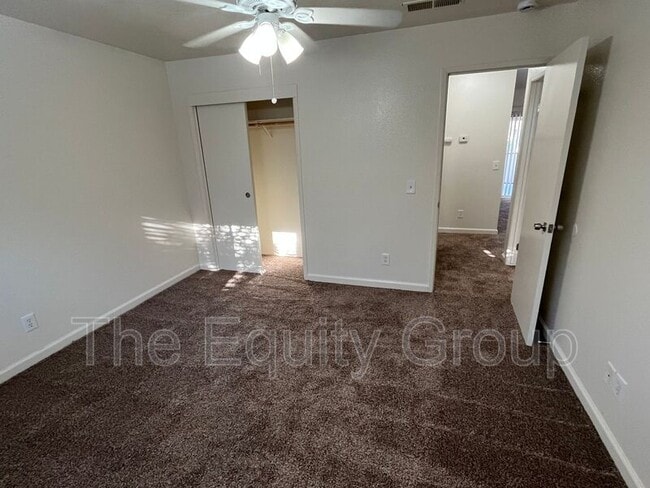 Building Photo - 3926 W Meadow Ave